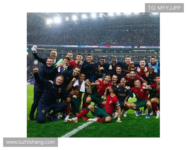 足球巨星的家庭生活揭秘生育众多孩子的背后故事与挑战 足球巨星的家庭生活揭秘生育众多孩子的背后故事与挑战