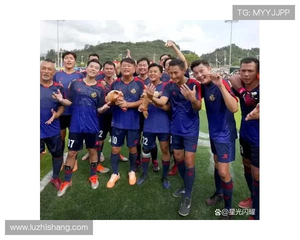 足球明星合照模板素材分享让你的足球回忆更加生动精彩