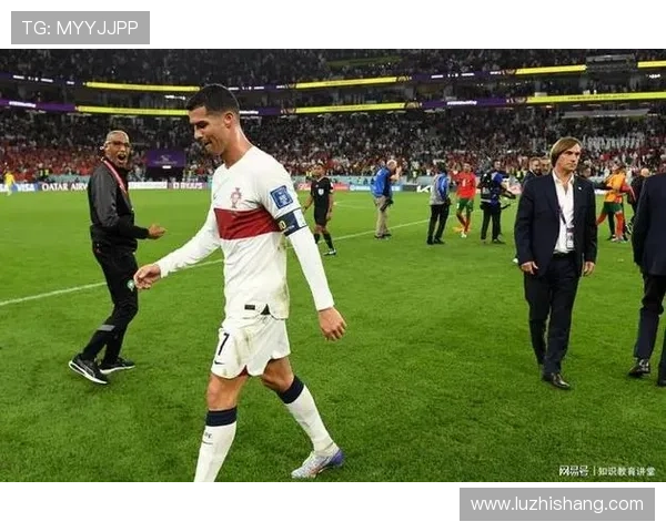 足球明星跨界亮相其他体育赛事引发热议与关注