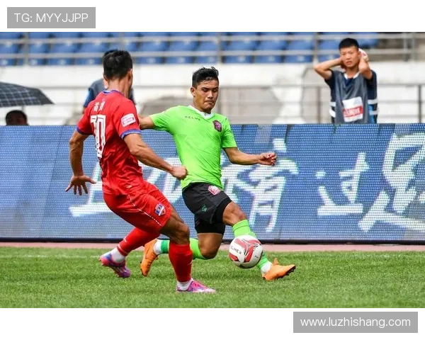 中国新疆足球明星的璀璨星河与他们的辉煌成就盘点